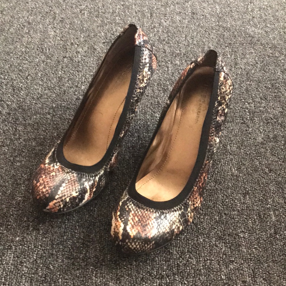 Snake skin print wedges